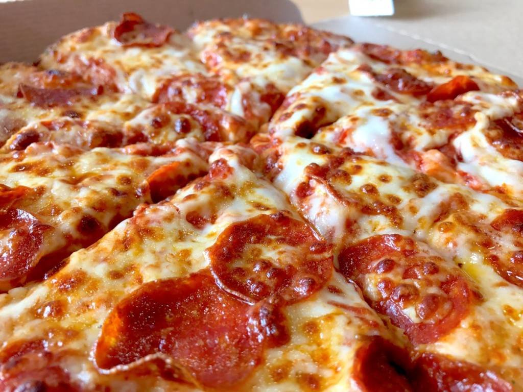 Domino's Pizza dará 50% de desconto para quem mostrar "desastre culinário"