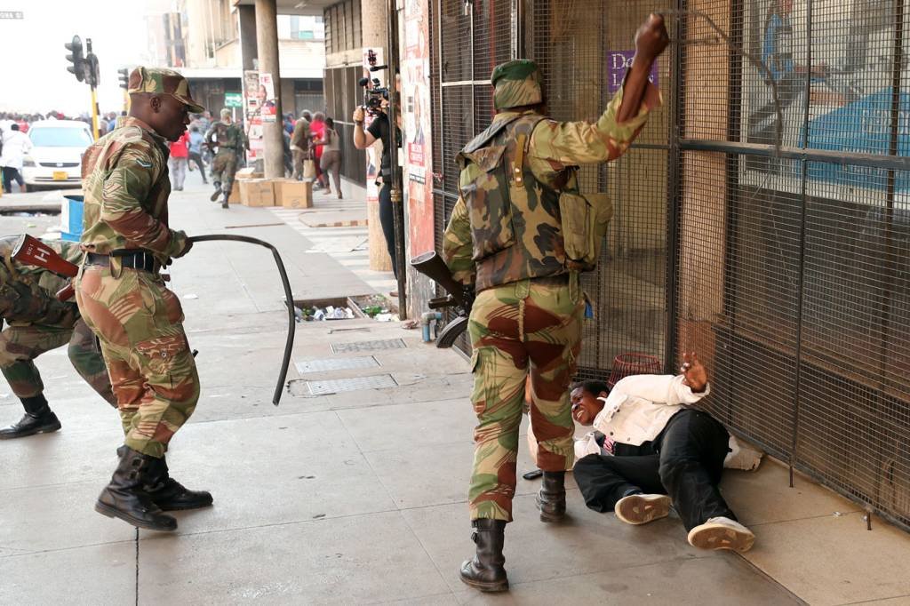 Sobe para 6 o número de mortos após as eleições no Zimbábue