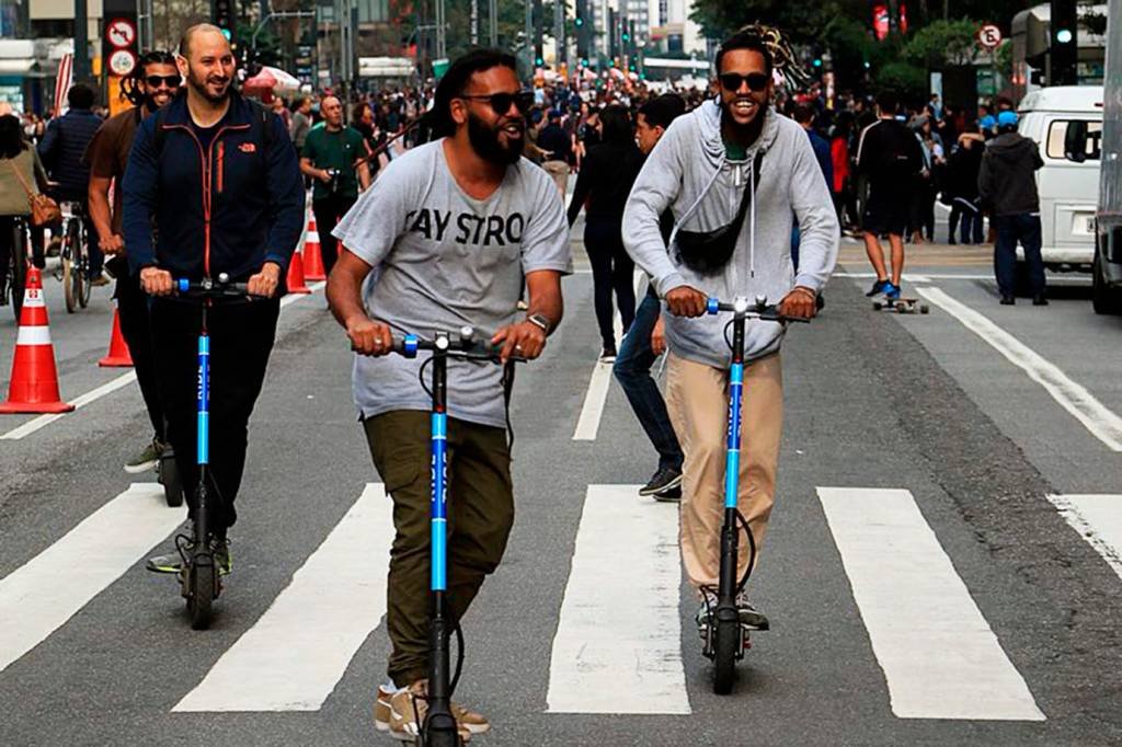 Patinetes compartilhadas chegam ao Brasil. Elas vão sobreviver ao caos?