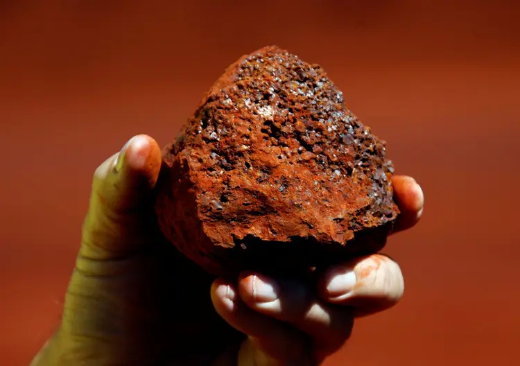 Minério de ferro: sem tanto glamour, metal supera valorização de pedras preciosas (David Gray/Reuters)