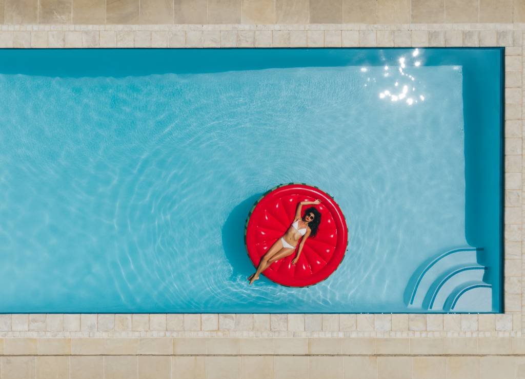 Airbnb das piscinas: O aluguel custa entre 12 e 60 euros (entre 57 e 285 reais) por pessoa (jacoblund/Thinkstock)