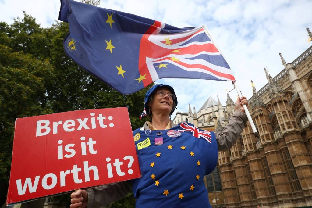 59% dos britânicos votariam hoje para permanecer na UE, diz pesquisa
