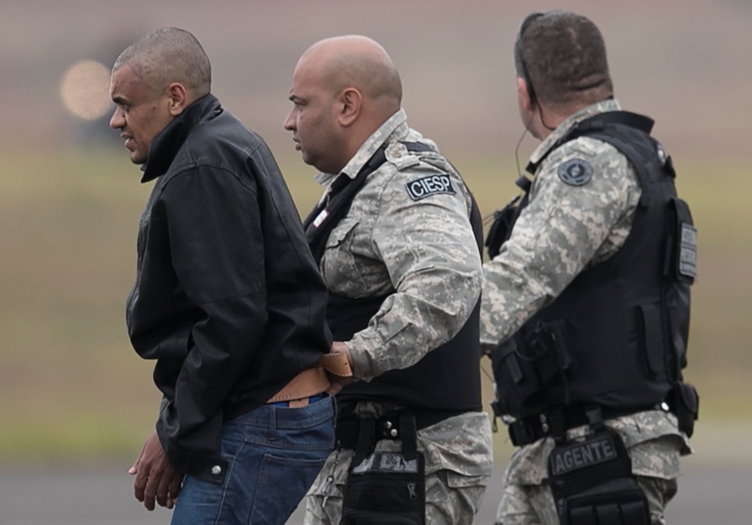 Polícia investiga se mais pessoas participaram da agressão a Bolsonaro