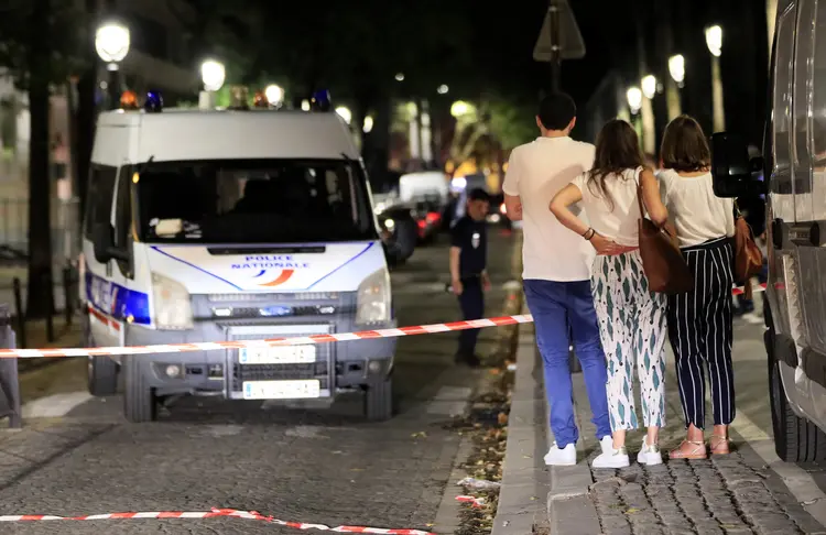 Paris: quatro dos sete feridos estão hospitalizados em estado grave (/Gonzalo Fuentes/Reuters)