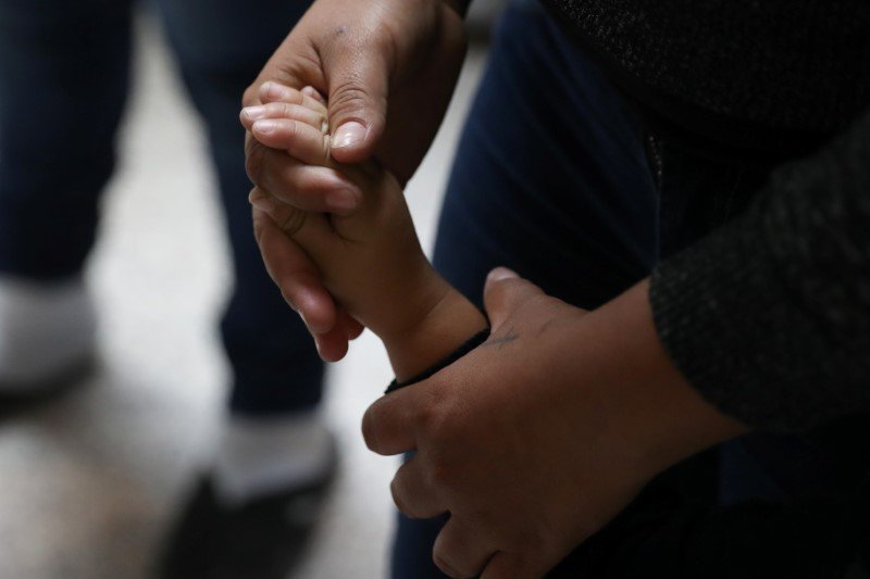 EUA reavaliarão pedidos de asilo de famílias imigrantes separadas