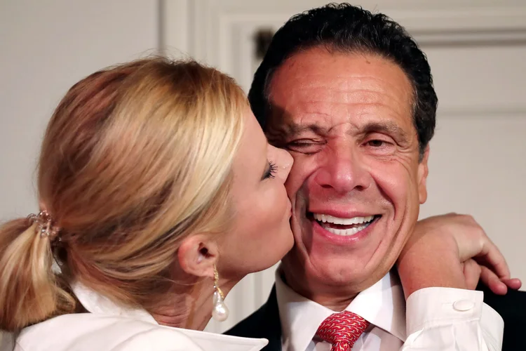 Governador de NY, Andrew Cuomo, derrotou nesta quinta-feira a atriz da série "Sex and the City" Cynthia Nixon nas primárias democratas (Mike Segar/Reuters)