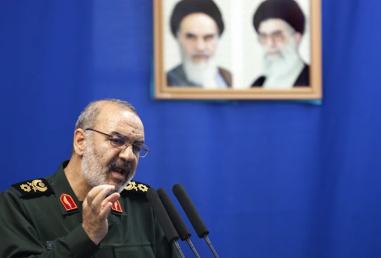 Hossein Salami: o vice-chefe da Guarda Revolucionária do Irã disse que líderes norte-americanos e israelenses devem esperar uma resposta "devastadora" de Teerã (Morteza Nikoubazl/Reuters)