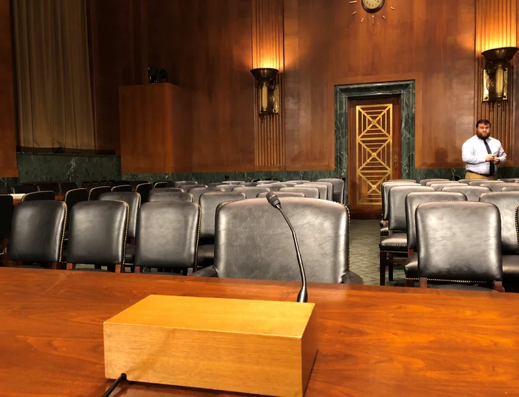 SENADO AMERICANO: Ford e Kavanaugh estarão frente a frente durante audiência (Jim Bourg/Reuters)