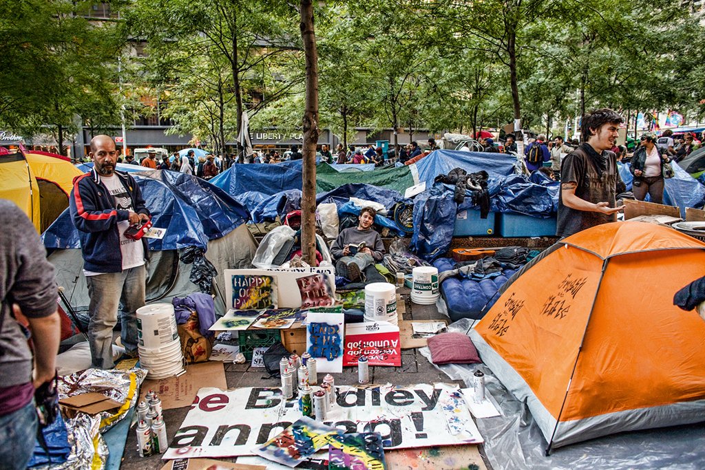 Protesto Occupy Wall Street, em 2011: antes do colapso, excesso de euforia | Ramin Talaie/Corbis/Getty Images / 