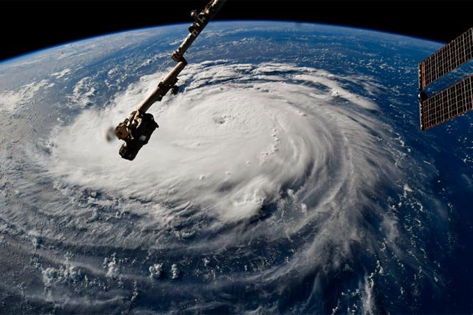 Furacão Florence deixa 1,5 milhão de pessoas em alerta nos EUA