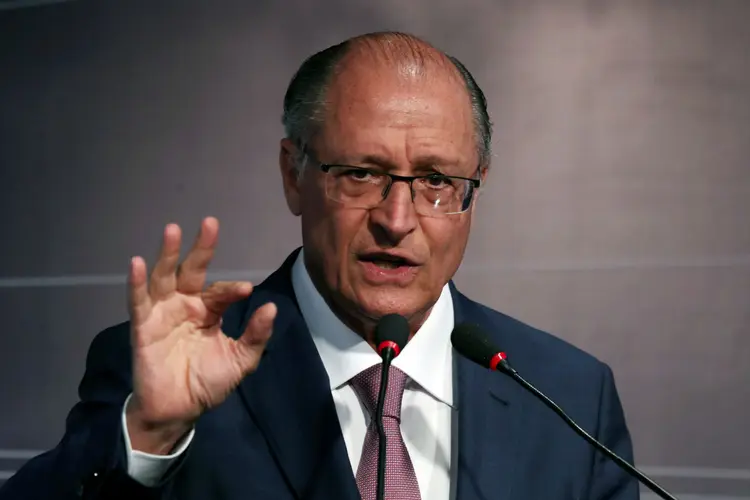 Alckmin: A 13 dias do primeiro turno, Alckmin tem aparecido nas pesquisas numericamente em quarto lugar (Paulo Whitaker/Reuters)