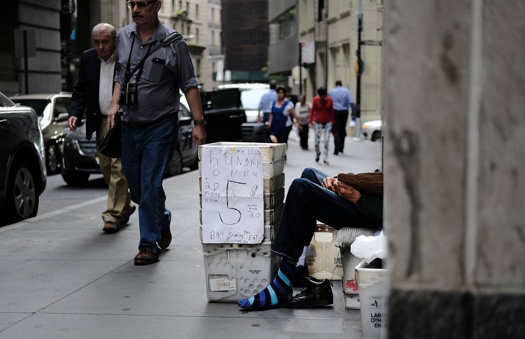 Mais de 140 milhões de pessoas são pobres nos EUA, denuncia ONG