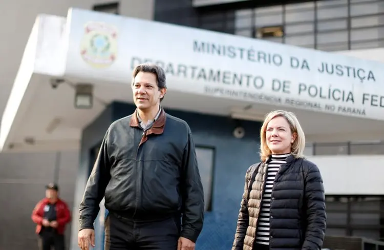 Haddad: o ex-prefeito de São Paulo teve sua candidatura oficializada nesta terça (Rodolfo Buhrer/Reuters)