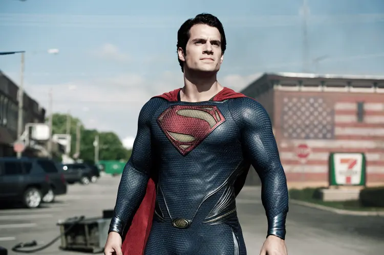 Cavill: O ator já interpretou o personagem em Homem de Aço (2003), Batman vs Superman (2016) e Liga da Justiça (2017) (Adoro Cinema/Divulgação)