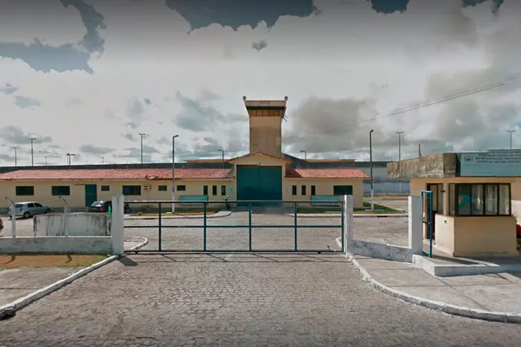 Mais de 100 presos fugiram da Penitenciária de Segurança Máxima Romeu Gonçalves Abrantes de João Pessoa (Google Street View/Reprodução)