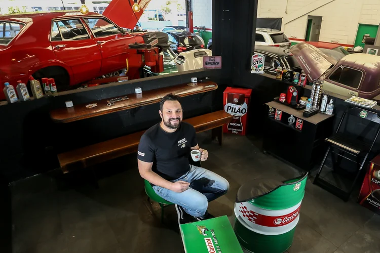 Fabrício Cavalcanti: proprietário da Castrol Auto Service oferece um espaço de coworking para os clientes (Divulgação/Jornal de Negócios do Sebrae/SP)