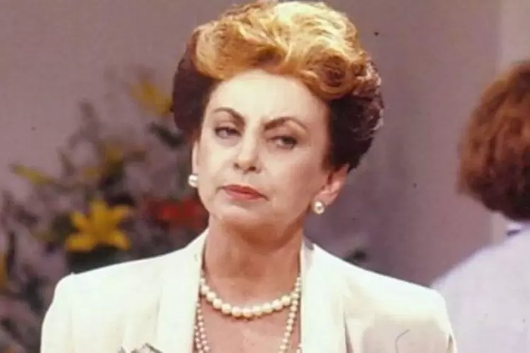 Beatriz Segall interpretando a vilã Odete Roitman: a marca foi uma injustiça que, com o tempo, diminuiu mas não aplacou (TV Globo/Reprodução)