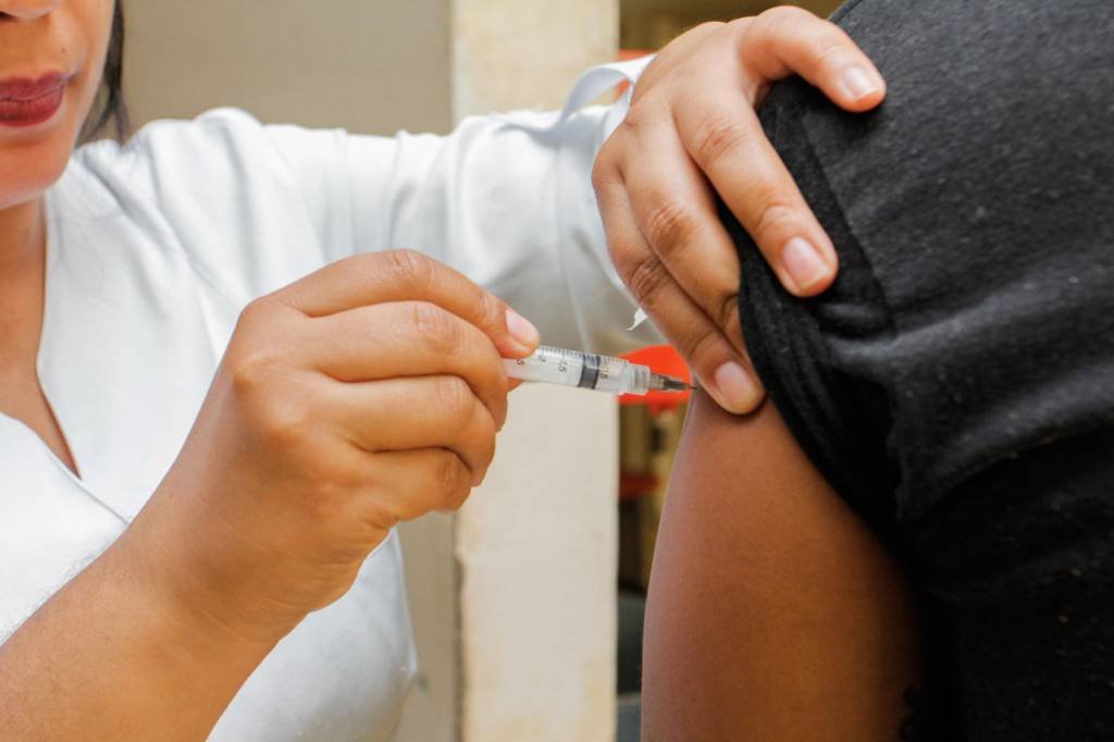 Sarampo: devem ser vacinados jovens de 15 a 29 anos (PMI/Divulgação)