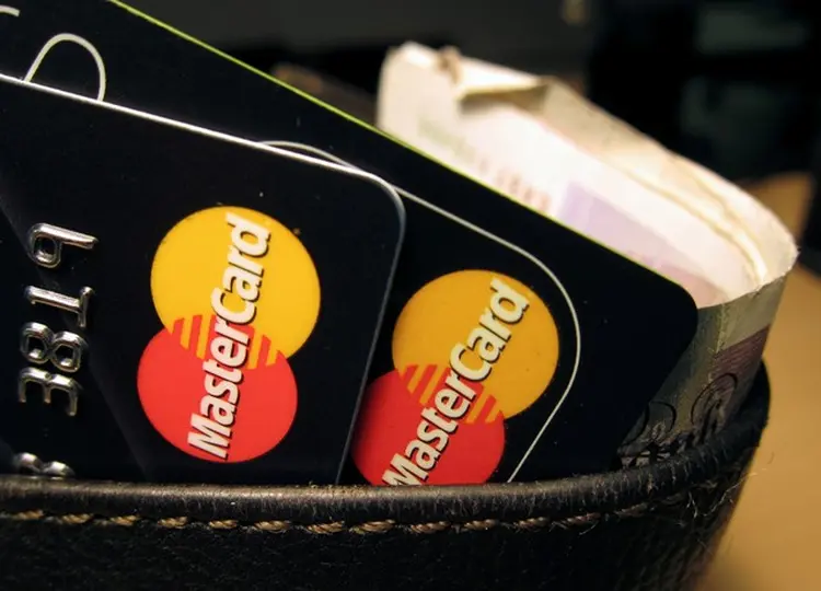 Mastercard: novo logo para os tempos "sem cartão de crédito" (Jonathan Bainbridge/Reuters)