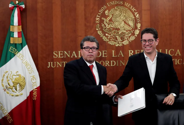 Senador do México ao lado do Subsecretario de Comercio Exterior do México: "O USMCA dará aos trabalhadores, fazendeiros e comerciantes um acordo comercial de alta qualidade", segundo o comunicado (Henry Romero/Reuters)