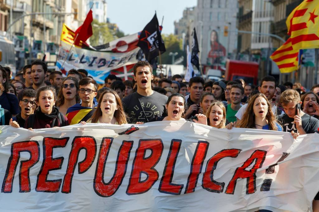 Um ano após plebiscito, Catalunha registra nova onda de protestos