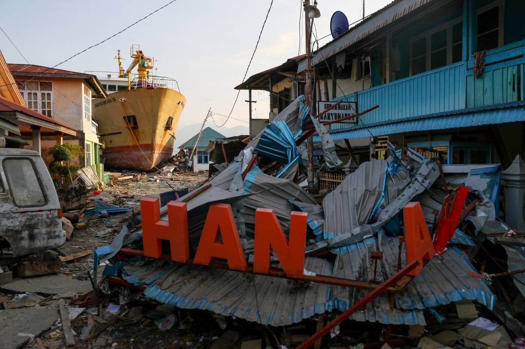 Indonésia: 92 pessoas são presas por roubos na região afetada por tsunami