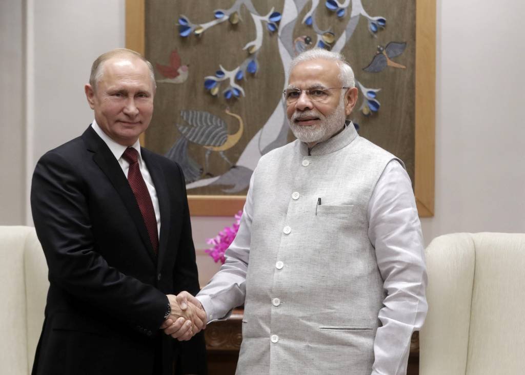 Rússia e Índia negociam venda de mísseis antiaéreos