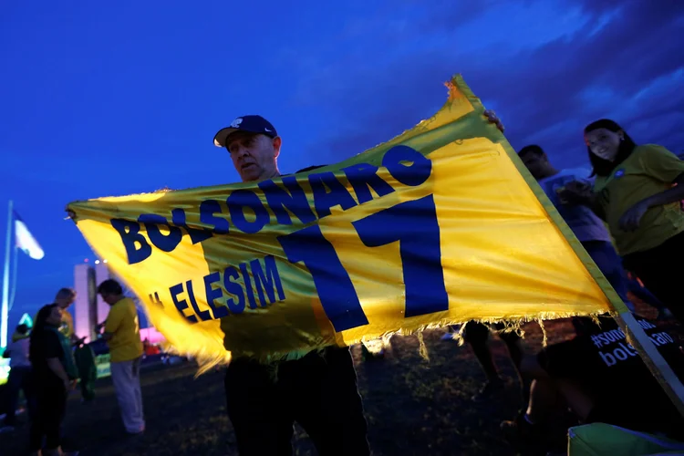 Vantagem de Bolsonaro em relação a Haddad, na votação do primeiro turno, foi maior que os analistas do mercado financeiro esperavam (Adriano Machado/Reuters)