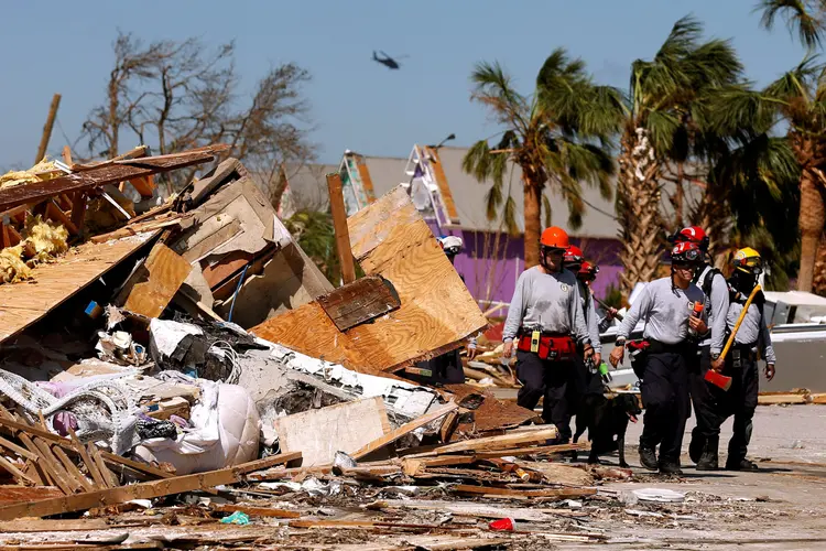 Tempestade: "O balanço deve aumentar entre hoje e amanhã, à medida que avançamos nos escombros" (Jonathan Bachman/Reuters)
