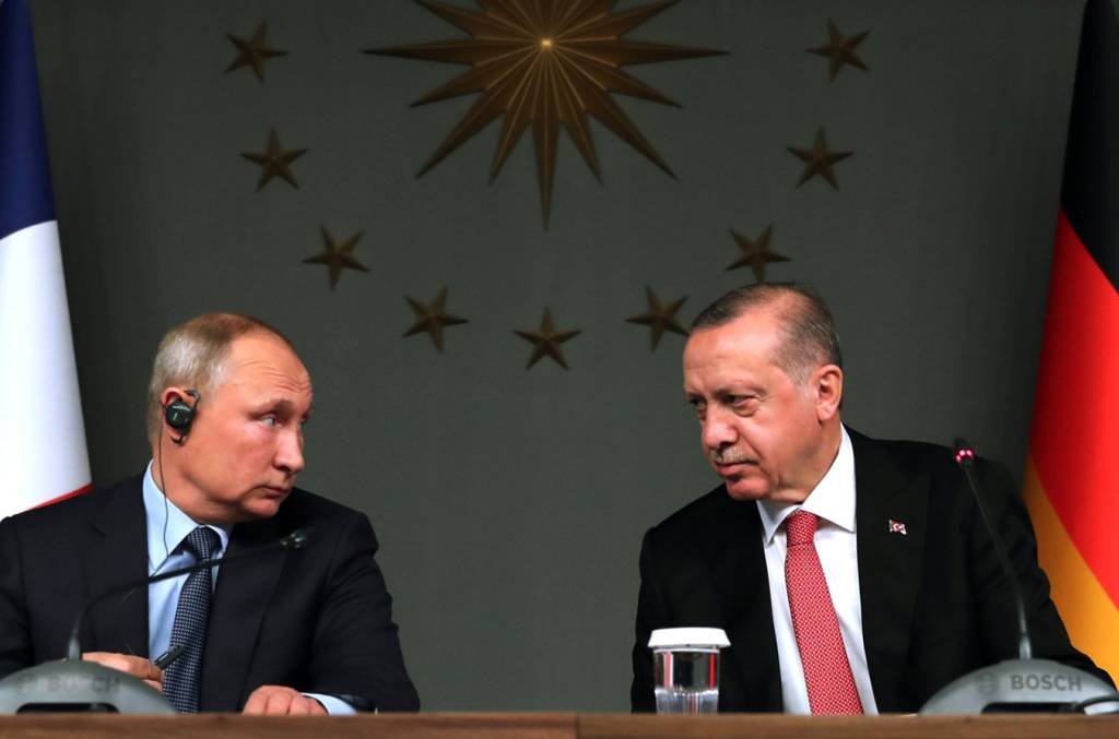 Rússia e Turquia criarão fundo de investimentos de 900 milhões de euros
