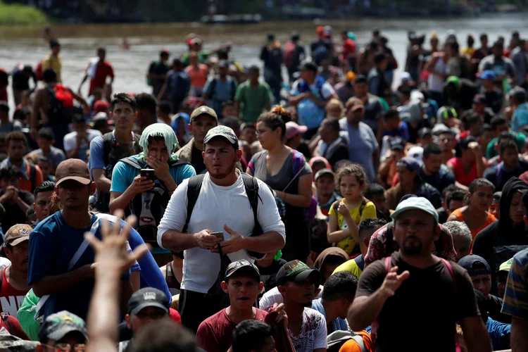 Imagem de arquivo de imigrantes da América Central: população em mira entrar nos Estados Unidos (Carlos Garcia Rawlins/Reuters)