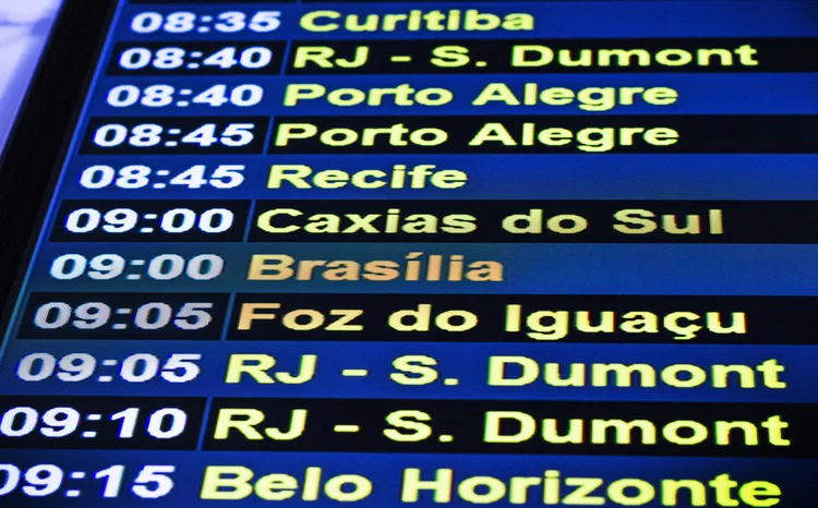 Aeroportos: 12 terminais serão leiloados nesta sexta-feira (15) (Erlon Silva - TRI Digital/Getty Images)