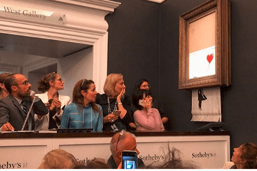 Obra de Banksy é vendida por US$ 1,4 milhão e destruída logo depois