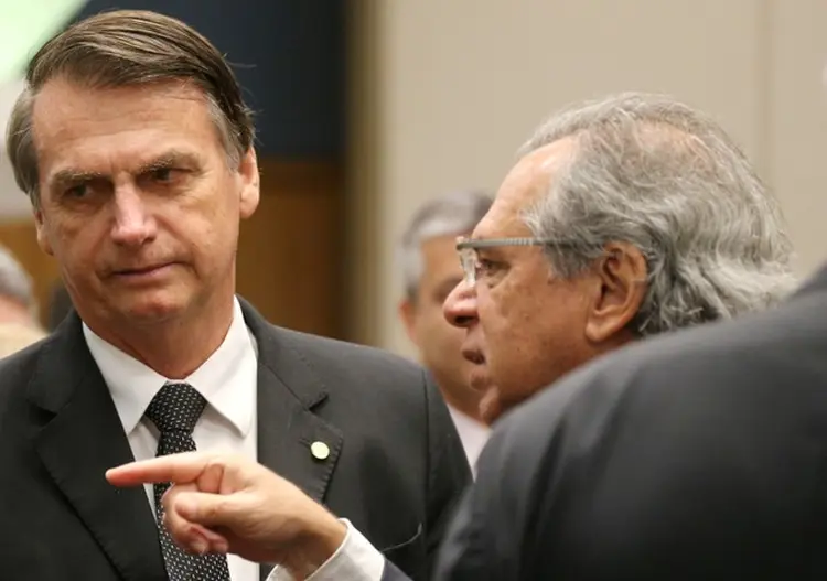 Imagem de arquivo de Bolsonaro e Paulo Guedes: (Sérgio Moraes/Reuters)