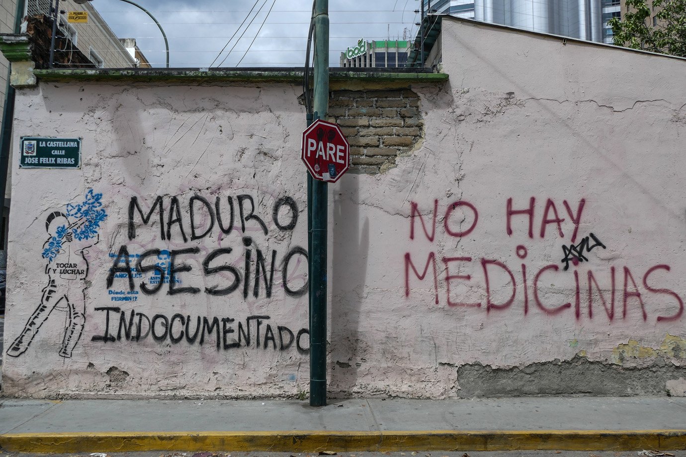 Em desespero com crise, cresce o número de suicídios na Venezuela