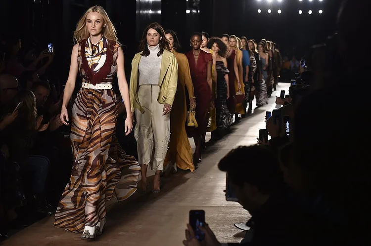 Semana de moda: 46ª edição da São Paulo Fashion Week estreou com desfile da grife Lilly Sarti (Agência Fotosite/São Paulo Fashion Week/Divulgação)