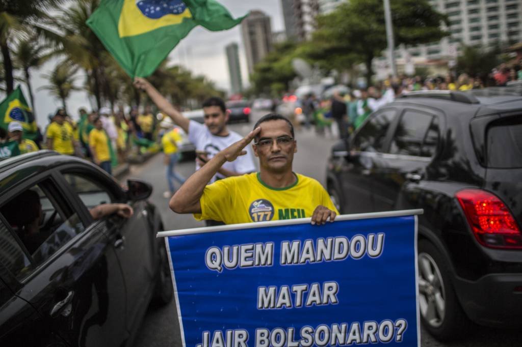 Bolsonaro lidera com folga e promete entregar reformas em janeiro