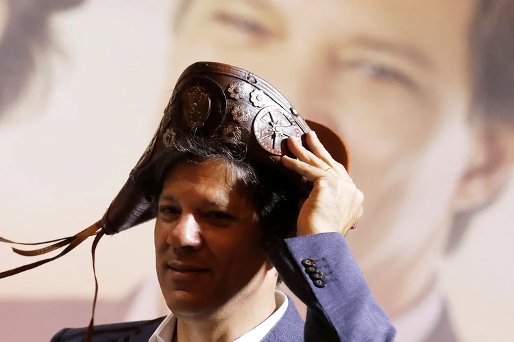 Haddad: suas posições muitas vezes desagradam a setores mais duros do petismo (Ricardo Moraes/Reuters)