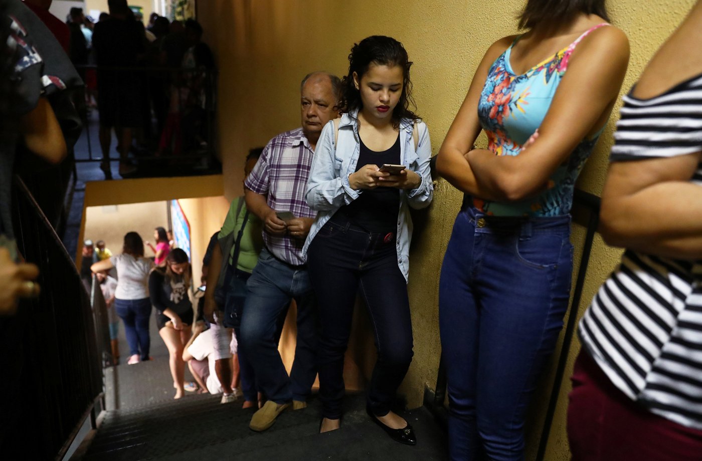 Eleitor do RJ reclama de filas pelo uso de dados biométricos do Detran