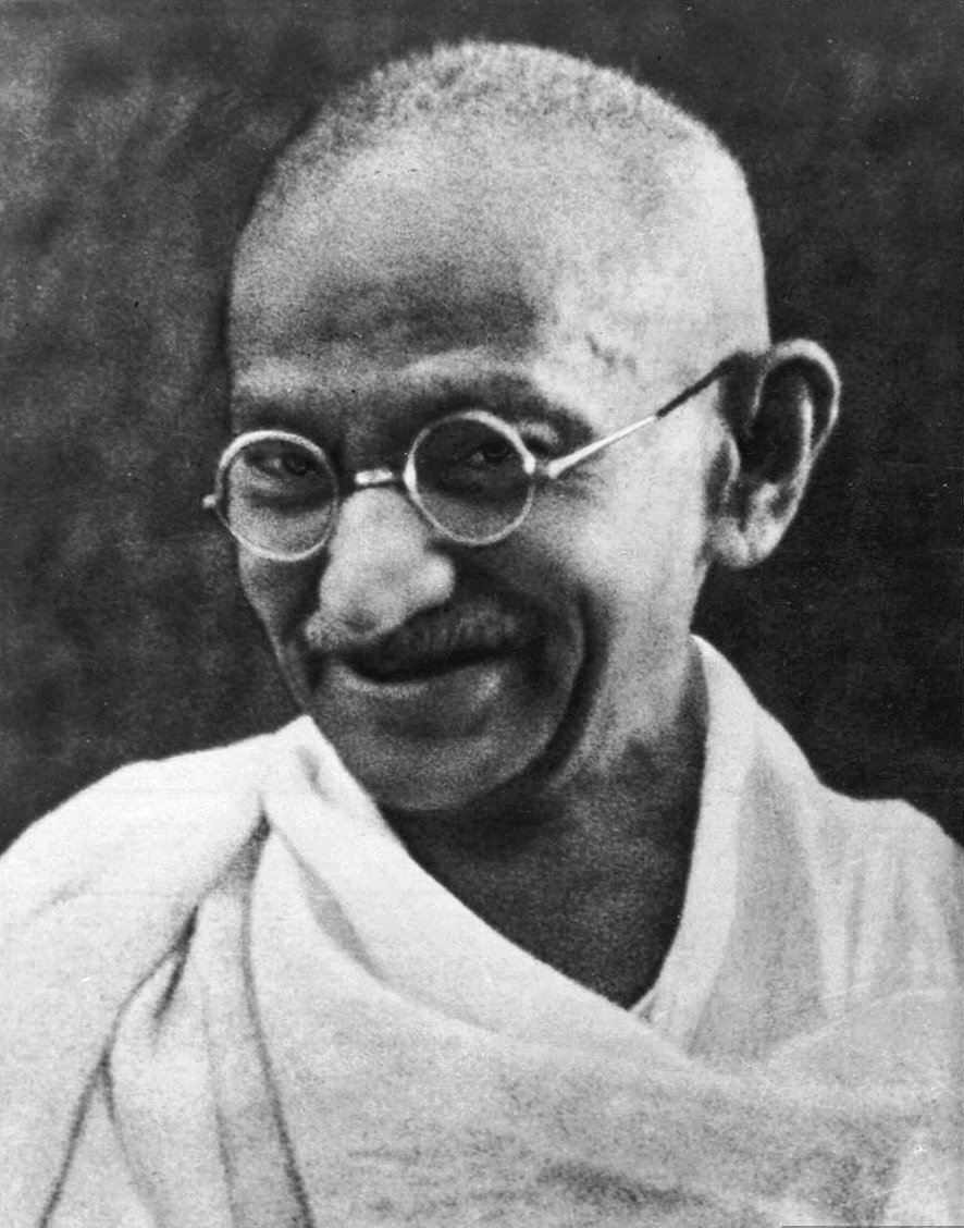Óculos de Gandhi é leiloado na Inglaterra