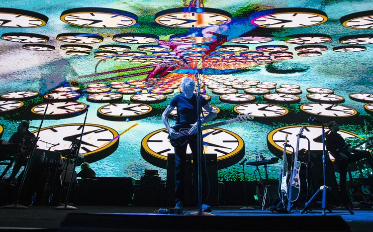 Show de Roger Waters: apresentações que são uma experiência fazem do músico o artista mais monumental em atividade (MICHAEL CAMPANELLA/Redferns/Reuters)