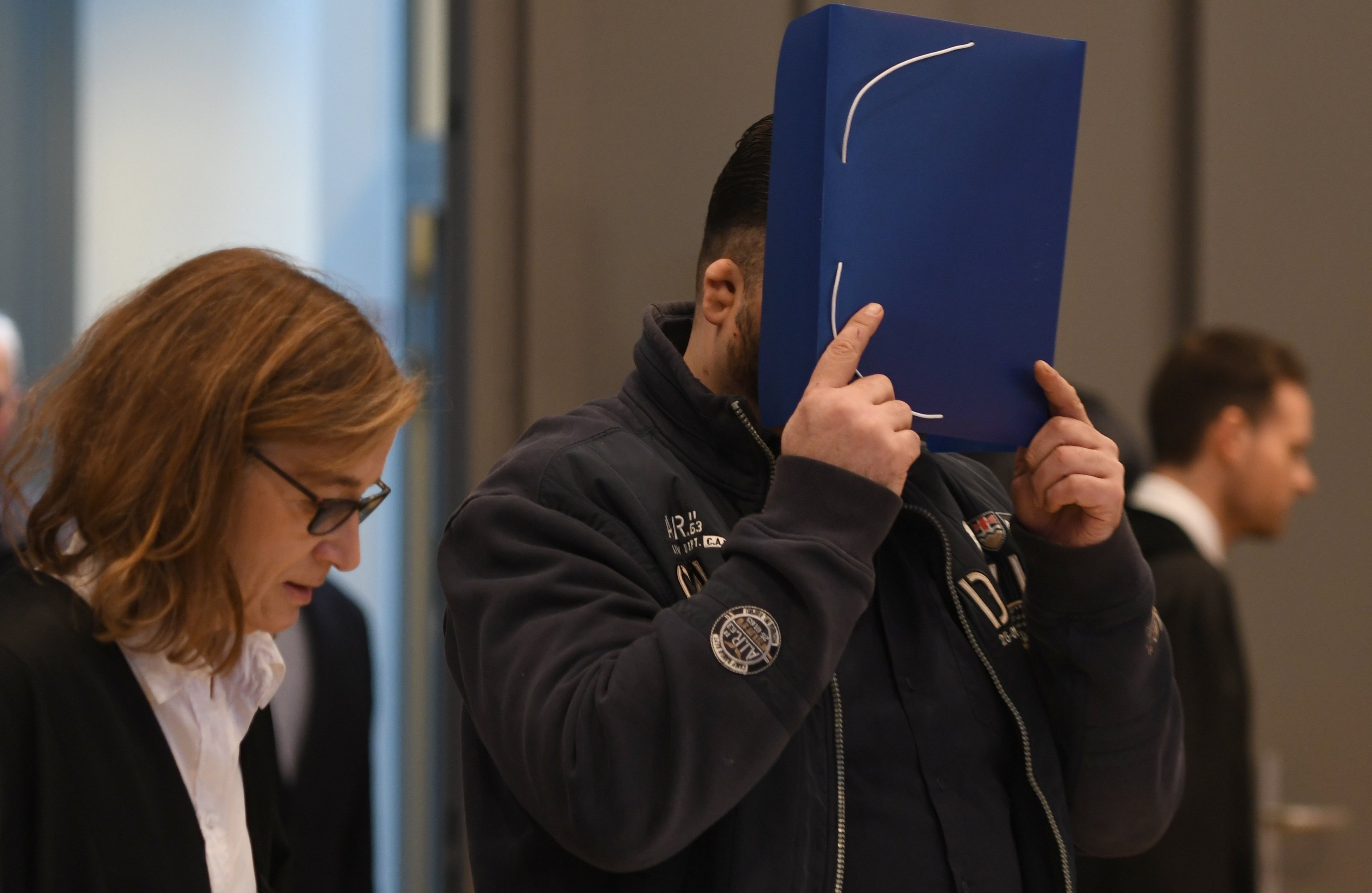 Enfermeiro alemão confessa ter assassinado até 100 pacientes