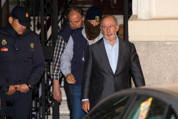 Rodrigo Rato: o diretor cobria despesas pessoais com cartões da empresa sem declarar nada à administração fiscal (Blazquez Dominguez/Getty Images)