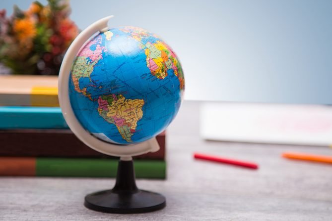 5 destinos pouco óbvios para aprender inglês, espanhol ou francês