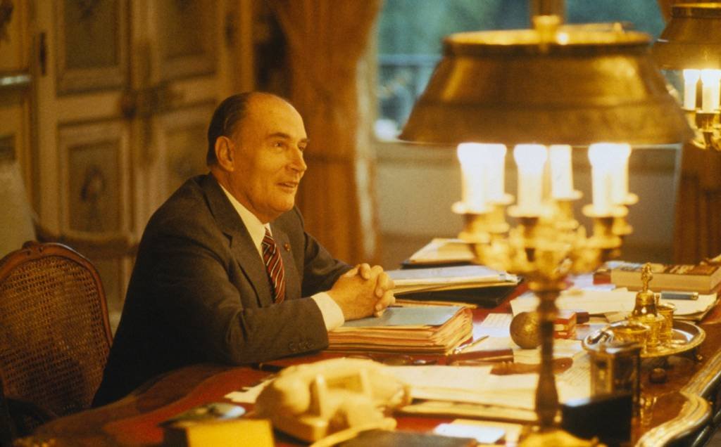 Avaliada em 450 mil euros, biblioteca de François Mitterrand vai a leilão