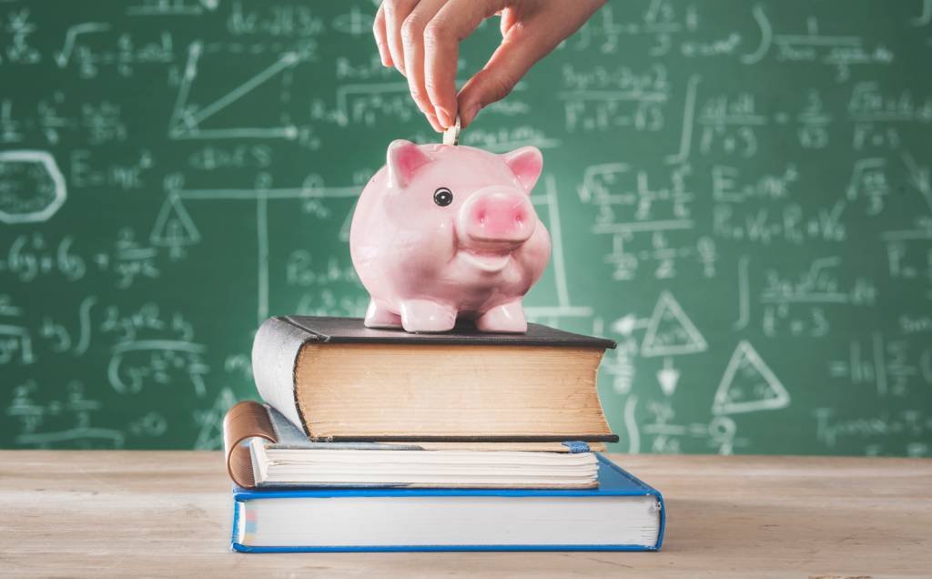 Educação financeira começa a entrar no currículo das escolas