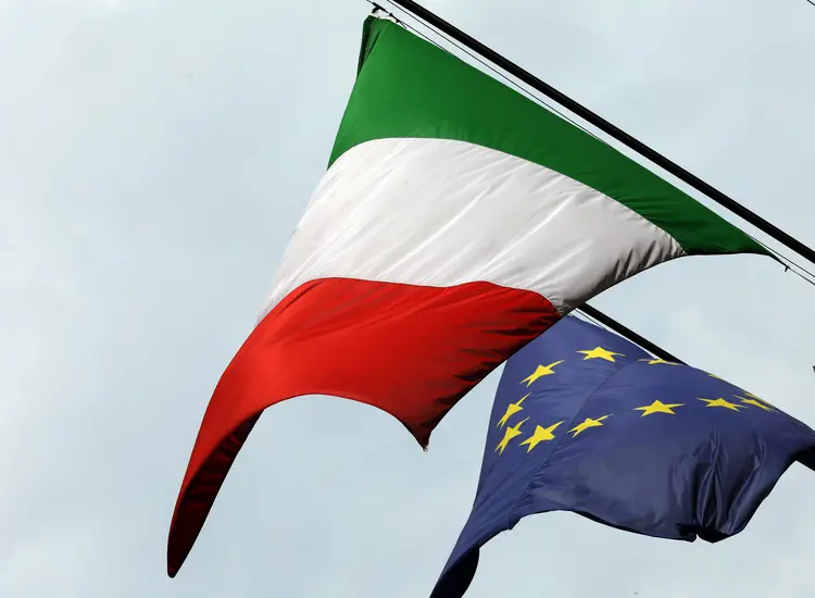 UE-Itália: "Isso parece um desvio significativo da trajetória de ajuste do orçamento no médio prazo", disse Dombrovskis (Elisabetta A. Villa/Getty Images)