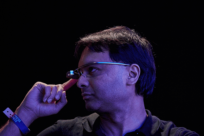 Facebook trabalha em dispositivo parecido com o Google Glass