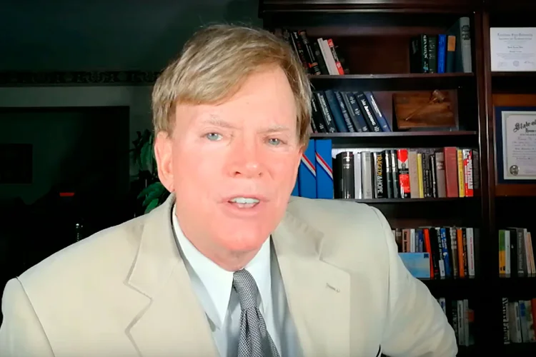 David Duke: O programa do supremacista foi ao ar no último dia 9 (YouTube/Reprodução)