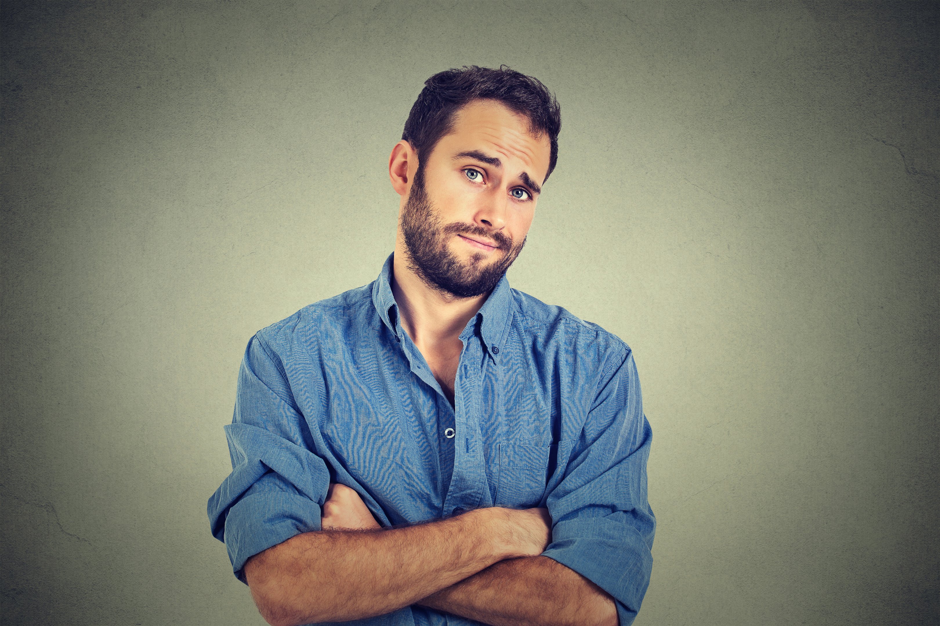 Está feliz no trabalho, mas recebeu um convite? Tome este cuidado